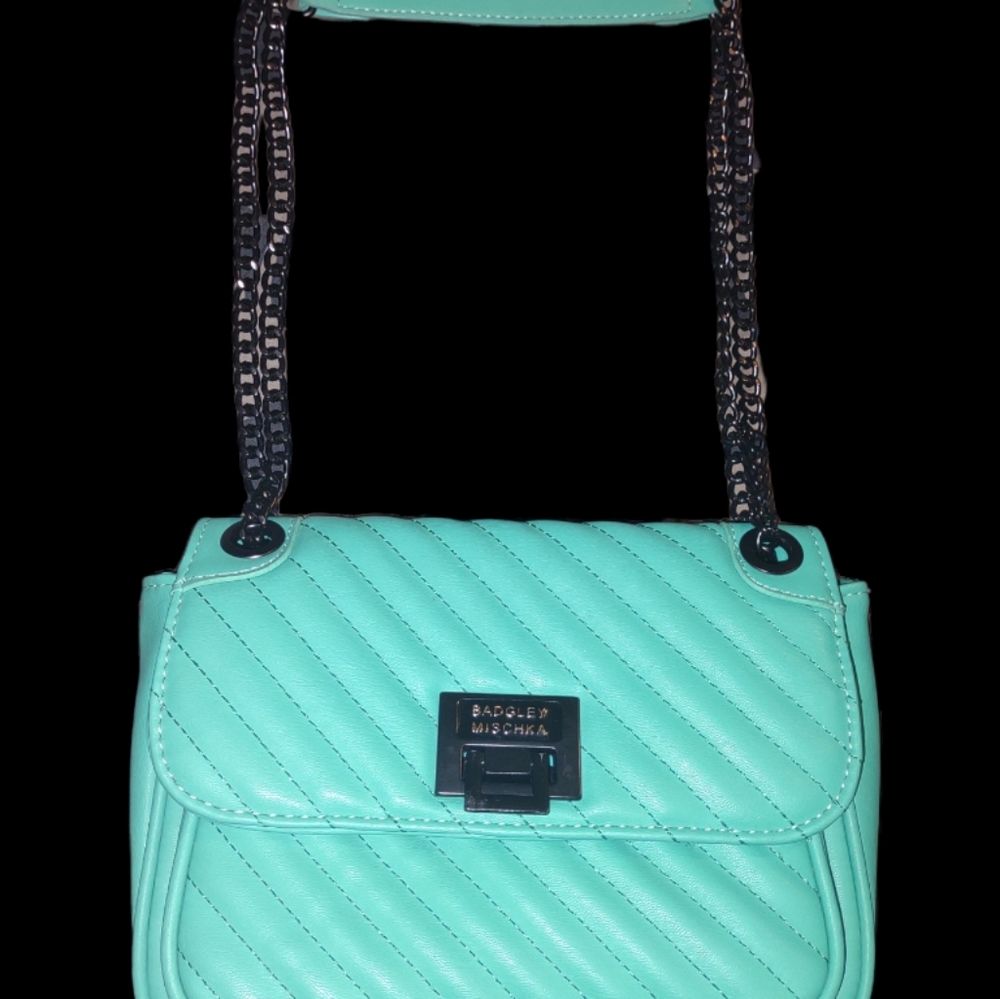 NWOT Badgley Mischka crossbody/shoulder bag, turquois